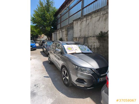 Sahibinden Nissan Qashqai 1.6 dci full Servis bakımlı Tekna otomatik 2017 18 çıkışlı Model