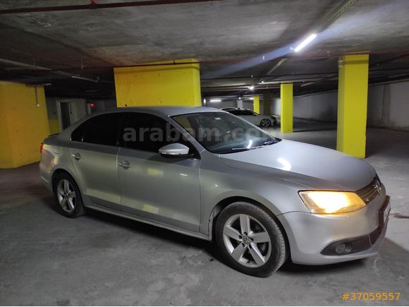 Sahibinden Volkswagen Jetta 1.6 TDi Comfortline 2013 Model