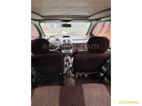 Sahibinden Renault Twingo 1.2 Pack 1997 Model  220.000 km Yeşil (metalik)