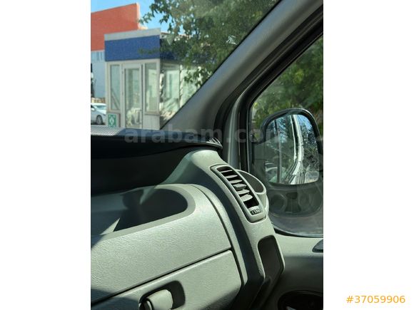 Sahibinden Renault Trafic 2.0 DCI Grand Confort 2011 Model