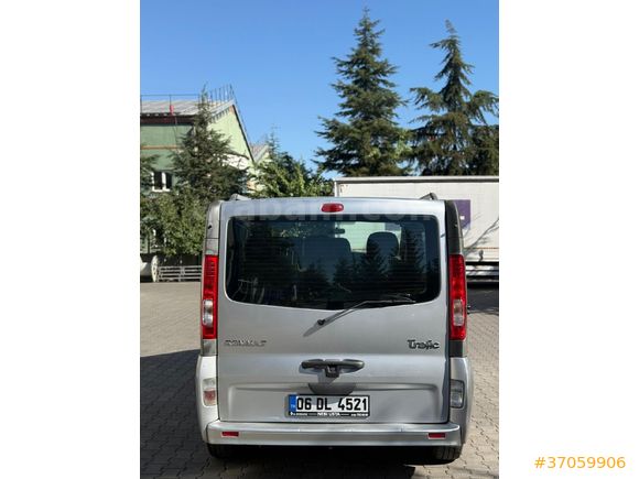 Sahibinden Renault Trafic 2.0 DCI Grand Confort 2011 Model