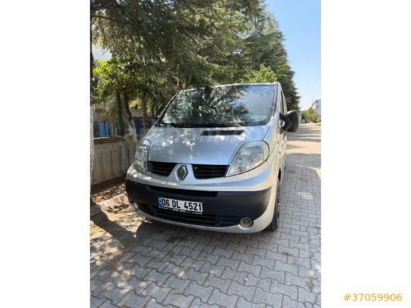 Sahibinden Renault Trafic 2.0 DCI Grand Confort 2011 Model
