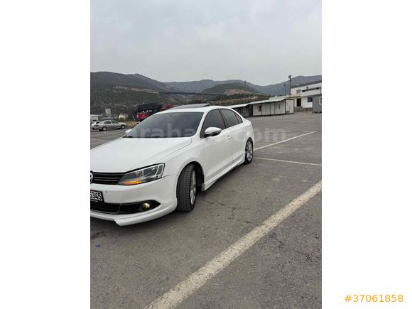 Sahibinden Volkswagen Jetta 1.6 TDi Highline 2012 Model 