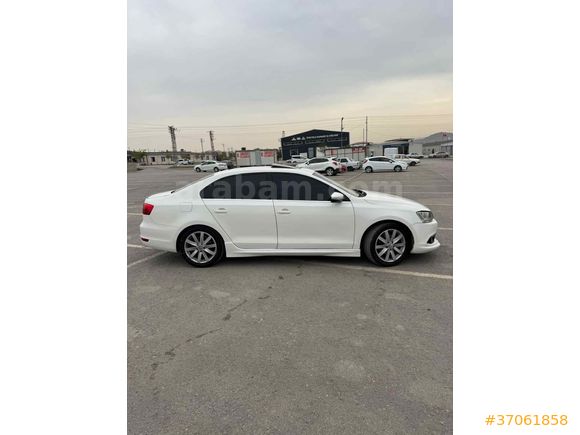 Sahibinden Volkswagen Jetta 1.6 TDi Highline 2012 Model 