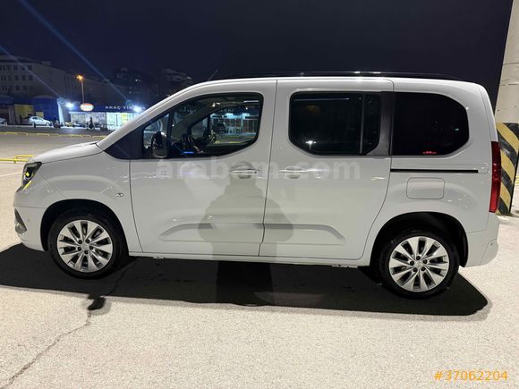 Sahibinden Opel Combo 1.5 CDTI Ultimate 2024 Model  44.000 km Beyaz