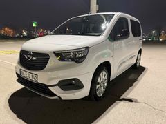 Sahibinden Opel Combo 1.5 CDTI Ultimate 2024 Model  44.000 km Beyaz