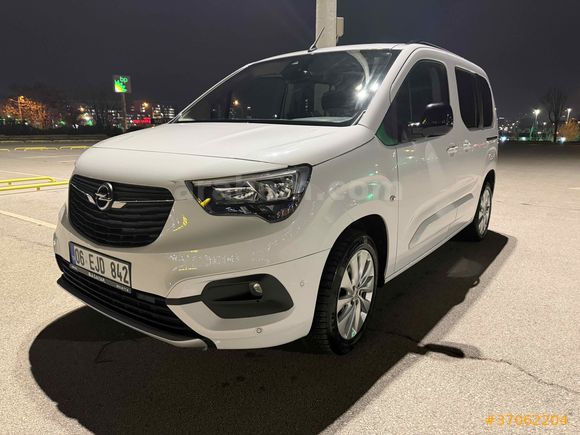 Sahibinden Opel Combo 1.5 CDTI Ultimate 2024 Model  44.000 km Beyaz