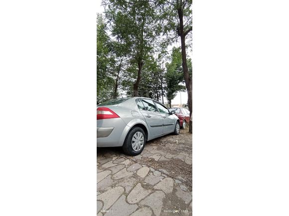 ACİL SATILIK.    Sahibinden Renault Megane 1.6  Dynamique 2004 Model