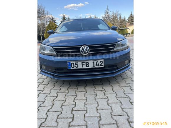 Sahibinden Volkswagen Jetta 1.4 TSi BMT BlueMotion Comfortline 2015 Model  172.000 km Mavi