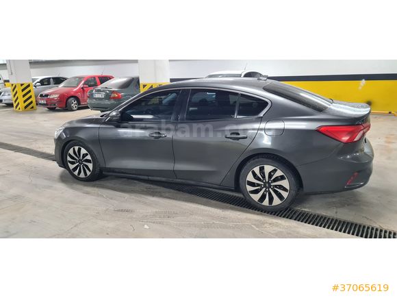 Sahibinden 2019 ocak çıkışlı Ford Focus 1.5 TDCi Titanium 2018 Model