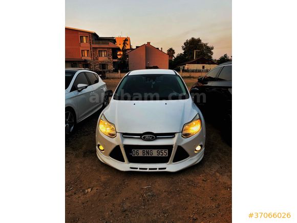 Sahibinden Ford Focus 1.6 Ti-VCT Style Plus 2012 Model 
