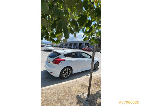 Sahibinden Ford Focus 1.6 Ti-VCT Style Plus 2012 Model 