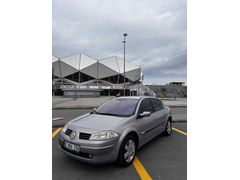 Sahibinden Renault Megane 1.6 Dynamique 2004 Model  123.000 km Kahverengi