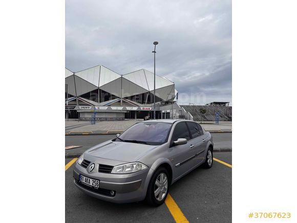 Sahibinden Renault Megane 1.6 Dynamique 2004 Model  123.000 km Kahverengi