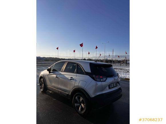 Sahibinden Opel Crossland 1.2 T Essential 2024 Model 