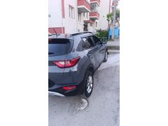 Sahibinden Kia Stonic 1.4 MPI Cool 2022 Model Trabzon 61.000 km Füme