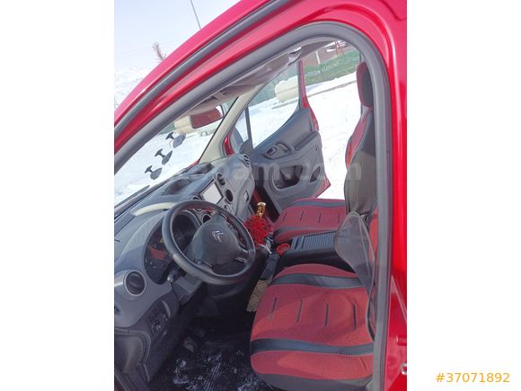 Sahibinden Citroen Berlingo 1.6 HDi Combi 2011 Model