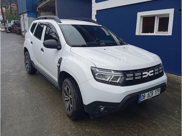 2023 MODEL DUSTER 1.3 OTOMATİK VİTES 103 BİNDE BOYASIZ