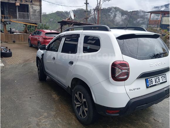 2023 MODEL DUSTER 1.3 OTOMATİK VİTES 103 BİNDE BOYASIZ