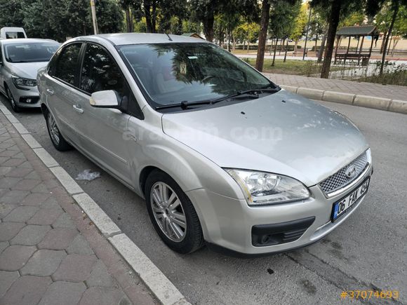 2008 ford ghia