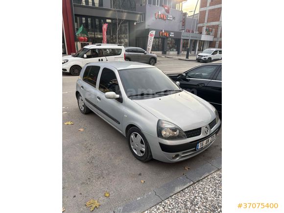 Sahibinden Renault Clio 1.4 Privilege 2002 Model  200.000 km Gri