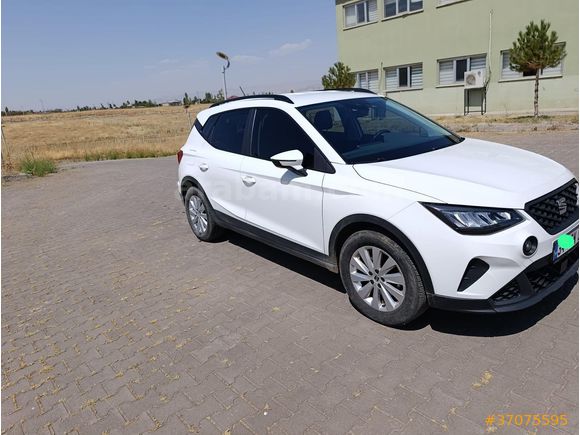 Sahibinden Seat Arona 1.0 EcoTSI Style 2023 Model