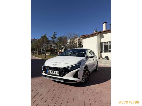 Sahibinden Hyundai i20 1.4 MPI Style 2024 Model İLK SAHİBİNDEN 