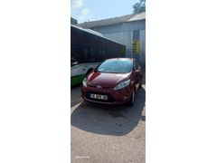 Sahibinden Ford Fiesta 1.4 Titanium 2012 Model  198.000 km Bordo benzin/LPG 1 yıldır kullanıyorum hic bi sorun cıkarmamıştır alıcısına hayırlı olsun
