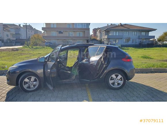Sahibinden Renault Megane 1.5 dCi Dynamique 2009 Model