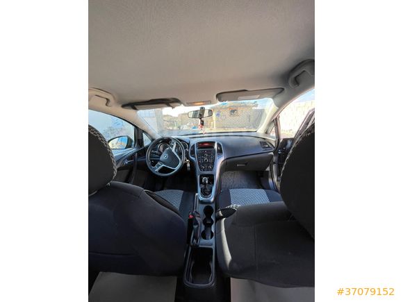 İlk Sahibinden Opel Astra 1.6 Edition Plus 2017 Model