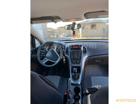 İlk Sahibinden Opel Astra 1.6 Edition Plus 2017 Model