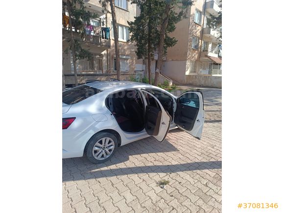 Sahibinden Renault Megane 1.3 TCe Joy 2021 Model