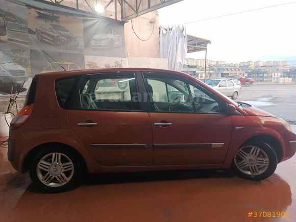 Sahibinden Renault Scenic 1.6 Privilege 2005 Model
