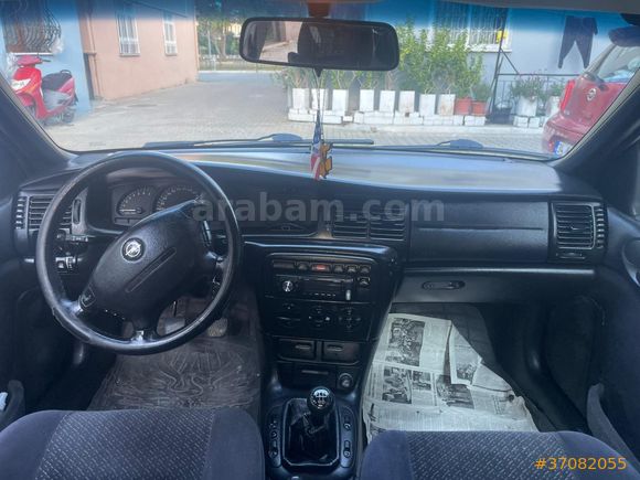 Galeriden Opel Vectra 2.0 CD 1997 Model Muğla