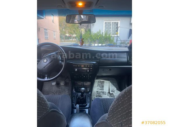 Galeriden Opel Vectra 2.0 CD 1997 Model Muğla