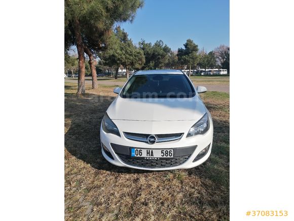 Sahibinden Opel Astra 1.4 T sport 2013 Model  236000km km Beyaz