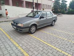 acil ihtiyaçtan 2000 model Renault 19 europa 1.4 RNA