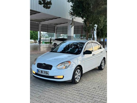 Sahibinden Hyundai Accent Era 1.5 CRDi-VGT Team 2009 Model  
Beyaz hatasız