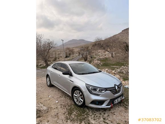 Acil satılık  tesla ekranlı hasar kaydı yoktur Sahibinden Renault Megane 1.5 dCi Touch 2018 Model 