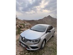 Acil satılık  tesla ekranlı hasar kaydı yoktur Sahibinden Renault Megane 1.5 dCi Touch 2018 Model 