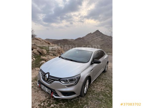 Acil satılık  tesla ekranlı hasar kaydı yoktur Sahibinden Renault Megane 1.5 dCi Touch 2018 Model 