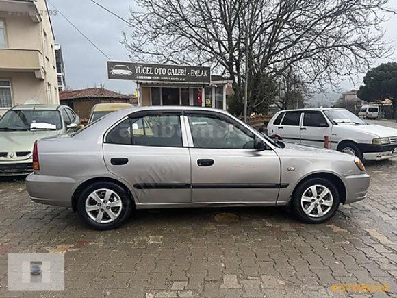 YÜCEL OTO GALERİDEN 2003 TEMİZ HYUNDAİ ACCENT ADMİRE