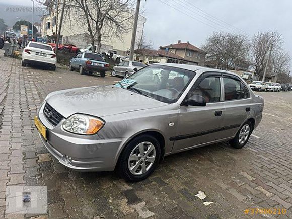 YÜCEL OTO GALERİDEN 2003 TEMİZ HYUNDAİ ACCENT ADMİRE