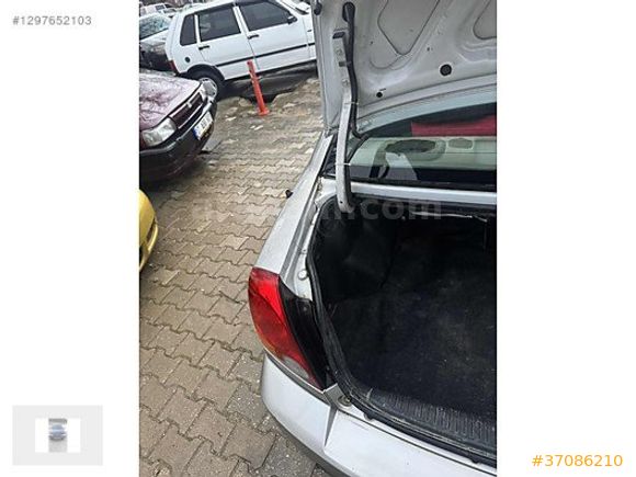 YÜCEL OTO GALERİDEN 2003 TEMİZ HYUNDAİ ACCENT ADMİRE