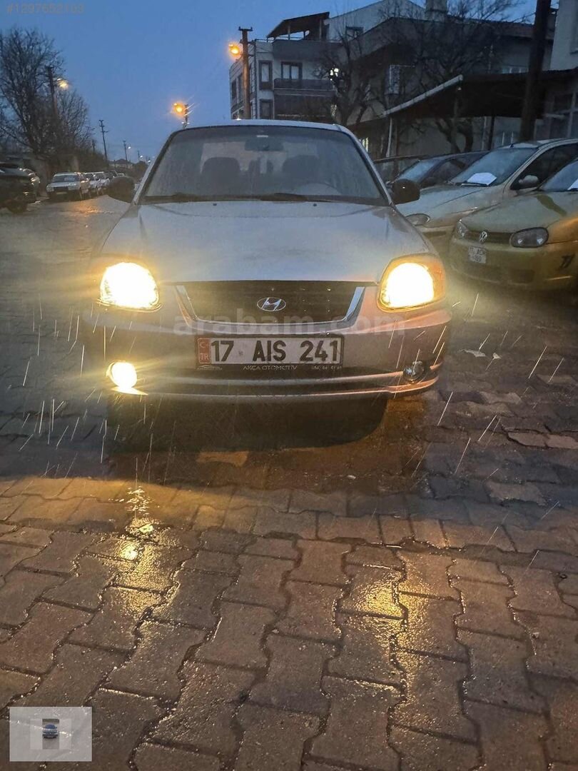 YÜCEL OTO GALERİDEN 2003 TEMİZ HYUNDAİ ACCENT ADMİRE 2