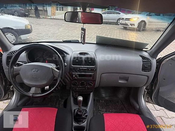 YÜCEL OTO GALERİDEN 2003 TEMİZ HYUNDAİ ACCENT ADMİRE