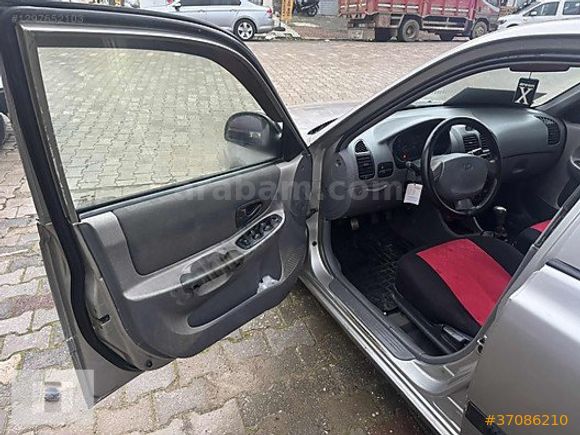 YÜCEL OTO GALERİDEN 2003 TEMİZ HYUNDAİ ACCENT ADMİRE