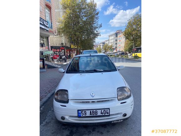 Sahibinden Renault Clio 1.4 2000 Model