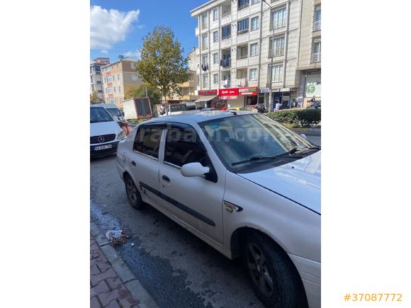 Sahibinden Renault Clio 1.4 2000 Model