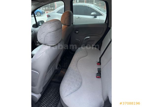Düşük Km Bakımlı Otomatik Citroen C3